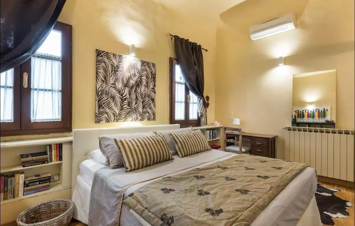 Apartments Piazza Della Signoria Historic Center Florence Italy