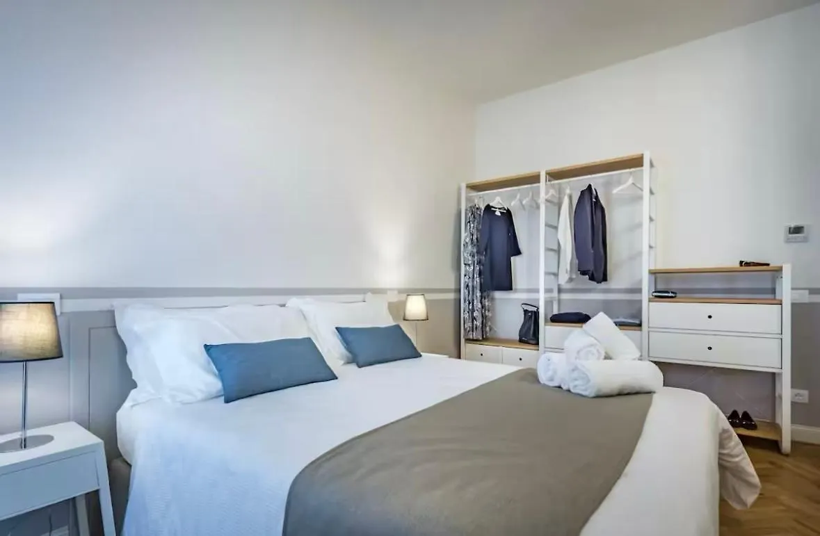 Apartments Piazza Della Signoria Historic Center location